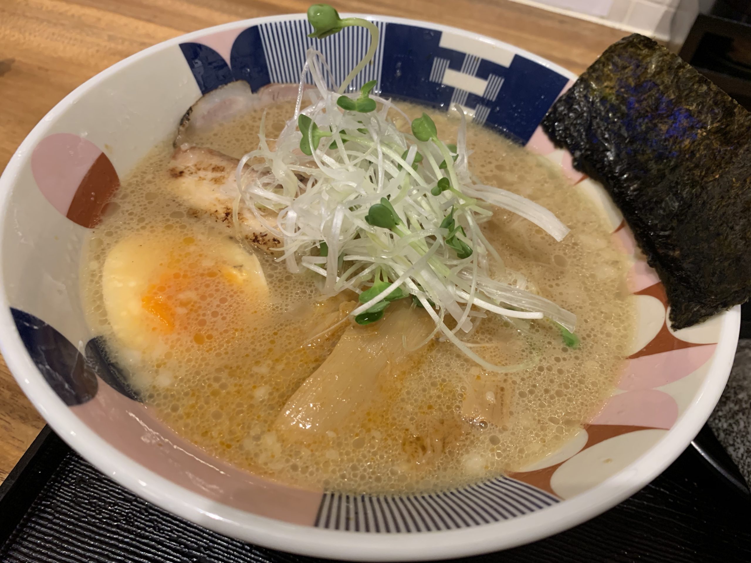 TONCHIN】東京の”屯ちん”がバンコク進出したらしいので、豚骨ラーメン