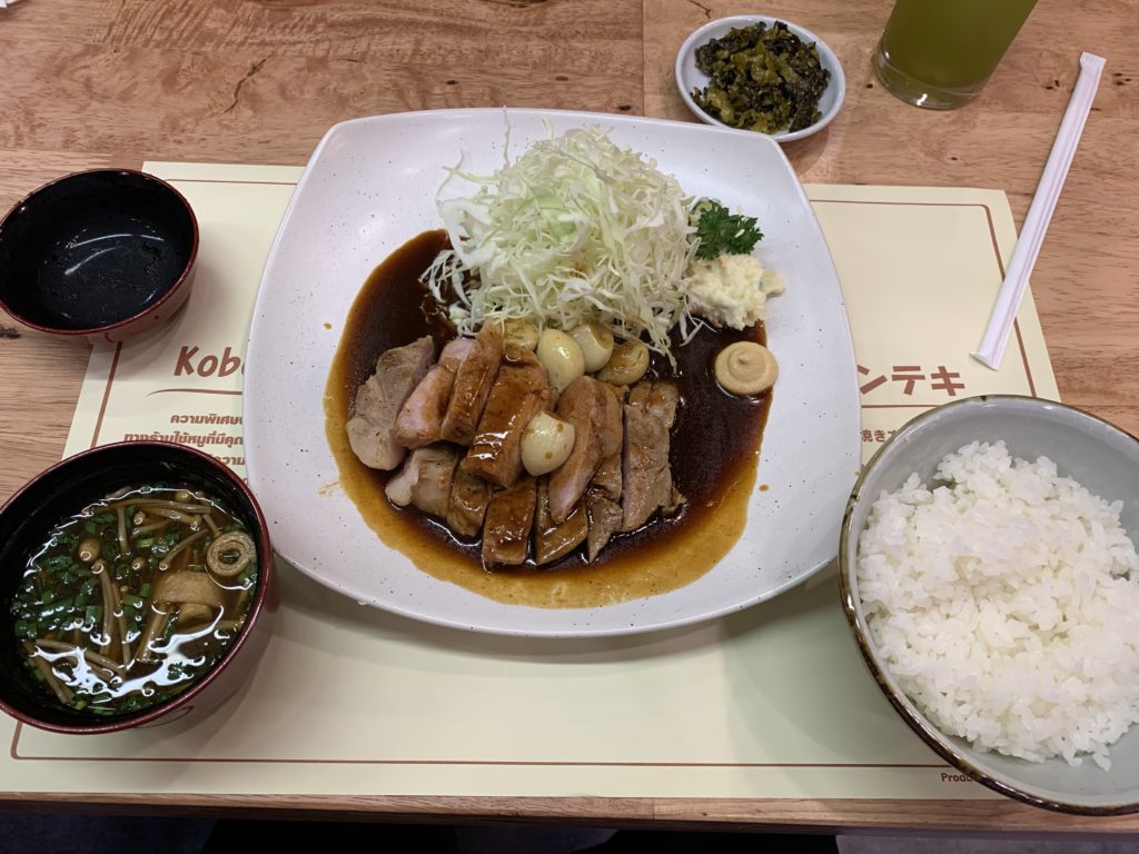 神戸トンテキ（アソーク店）大トンテキ定食